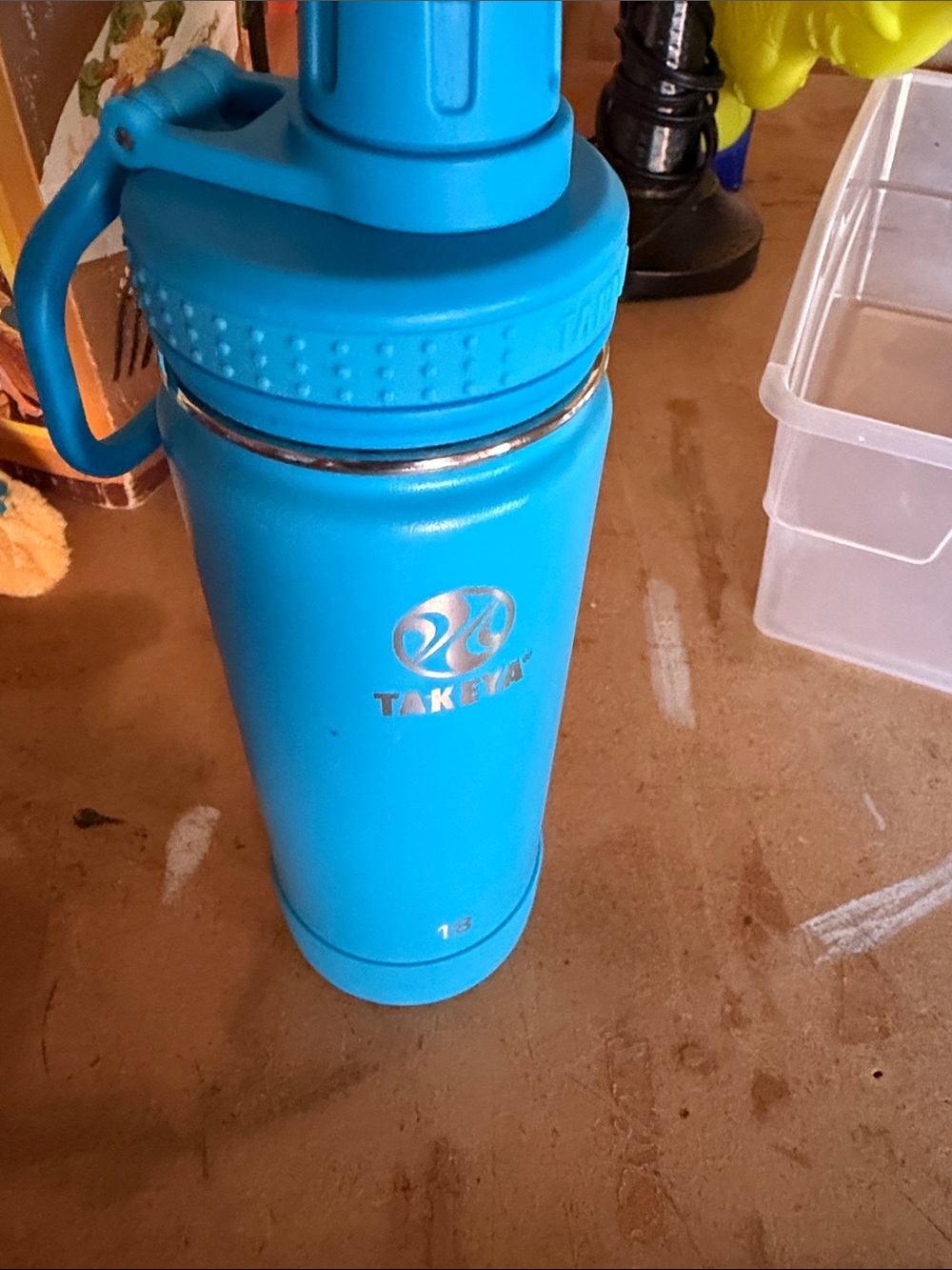 Takeya Blue Insulated Water Bottle - Leak-Resistant Travel Bottle